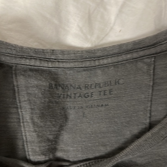 Banana Republic Vintage Graphic Tee - Picture 3 of 4